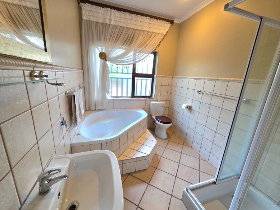 3 Bedroom Property for Sale in Eureka Free State